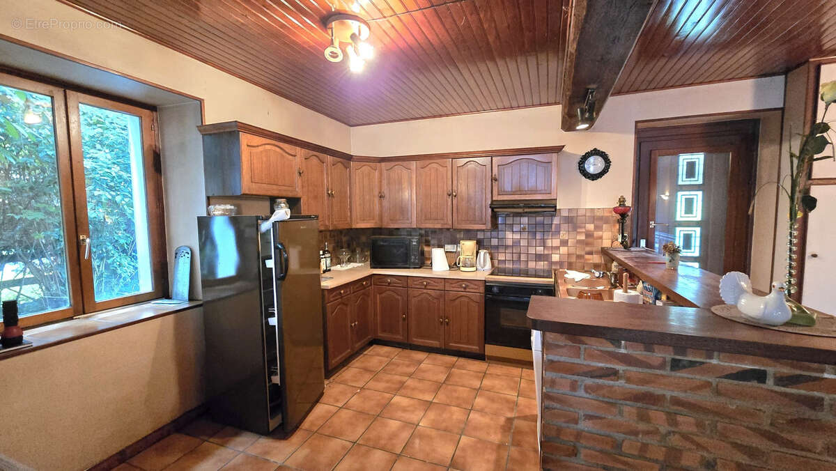 Maison à DUN-LE-POELIER