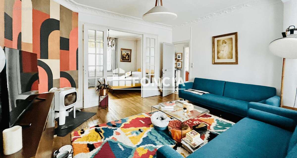 Maison à COUCY-LE-CHATEAU-AUFFRIQUE