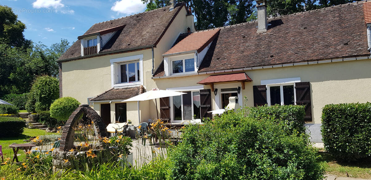 Maison à ARCES-DILO