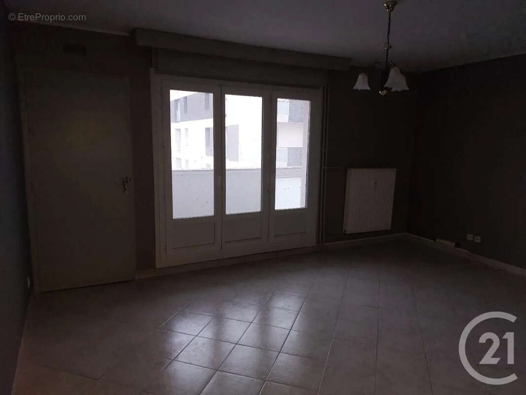 Appartement à SAINT-MEMMIE