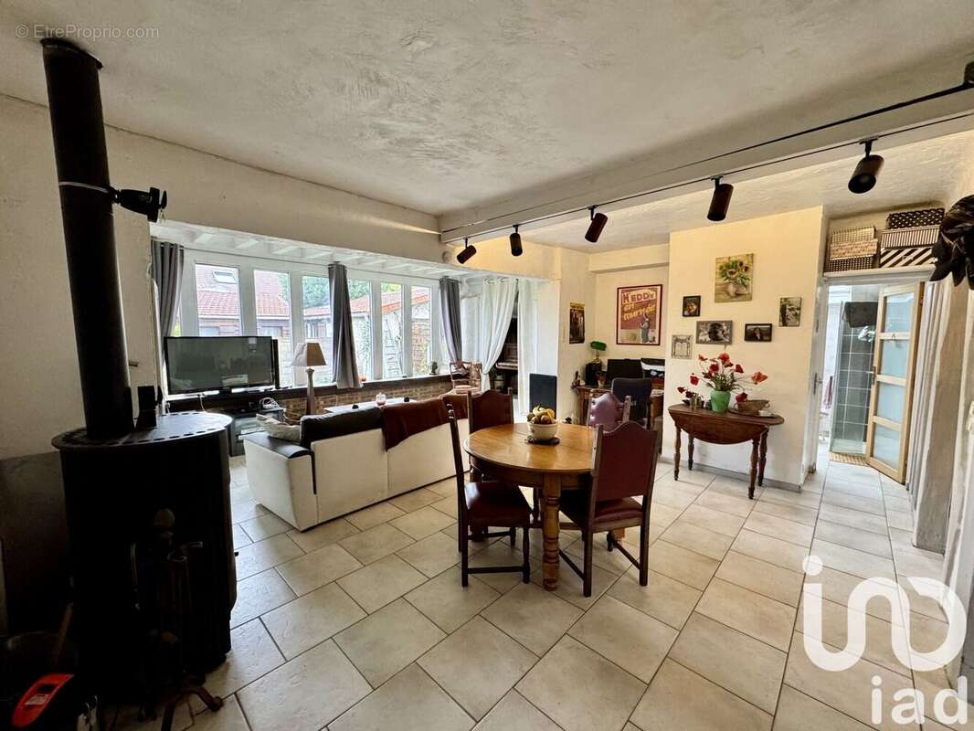 Photo 2 - Maison à MASSY