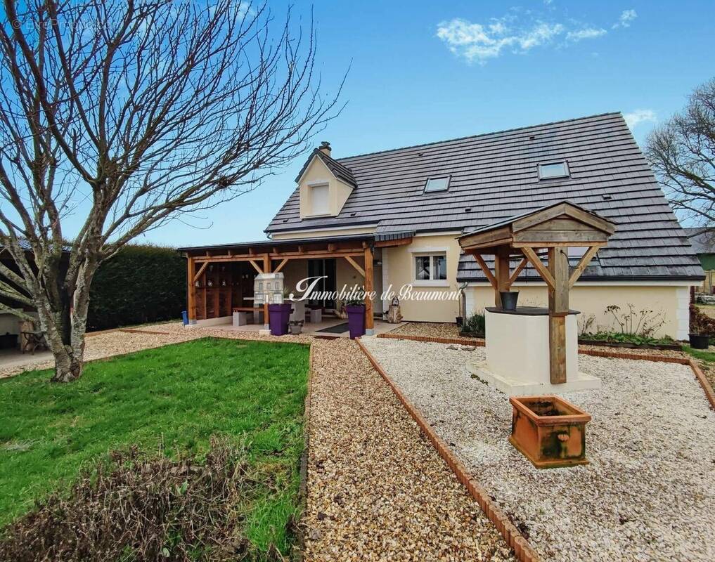 Maison à LE NEUBOURG