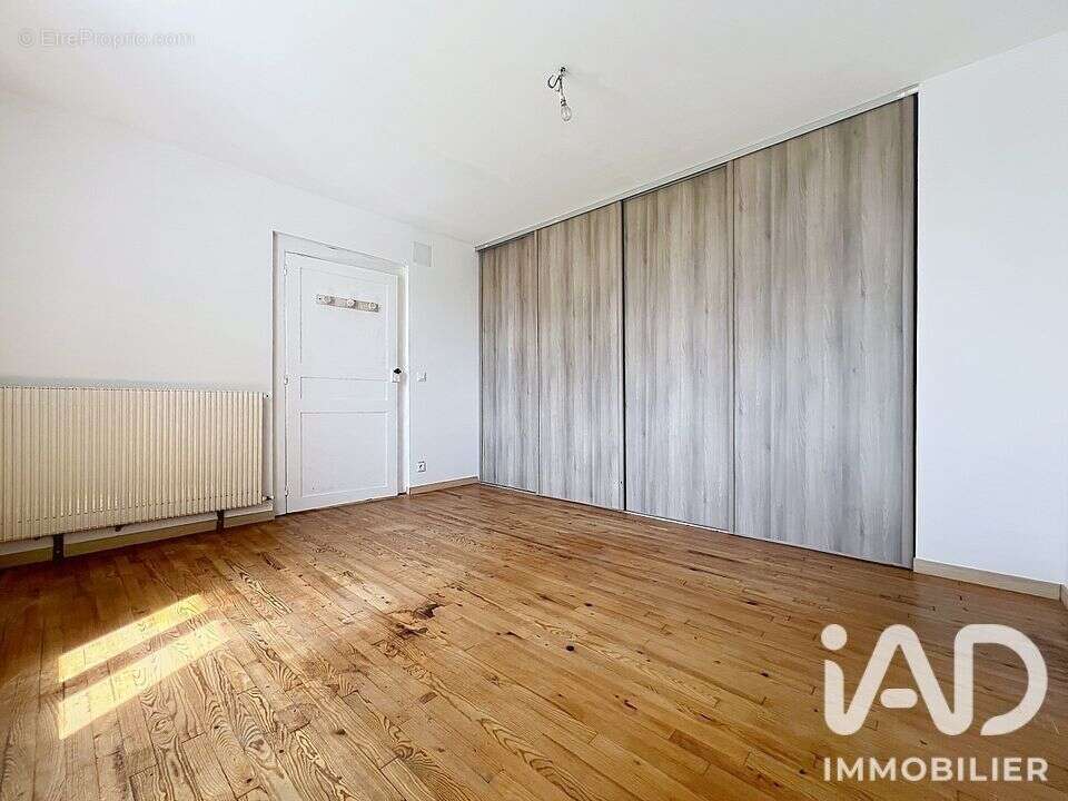 Maison 203 m² à Aubagnan  - photo 9