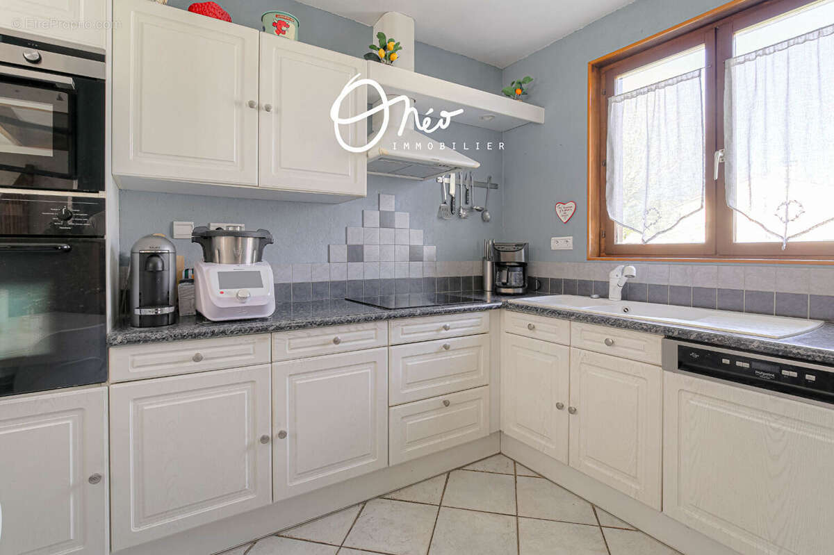 Maison à SAINT-PIERRE-DE-CHANDIEU