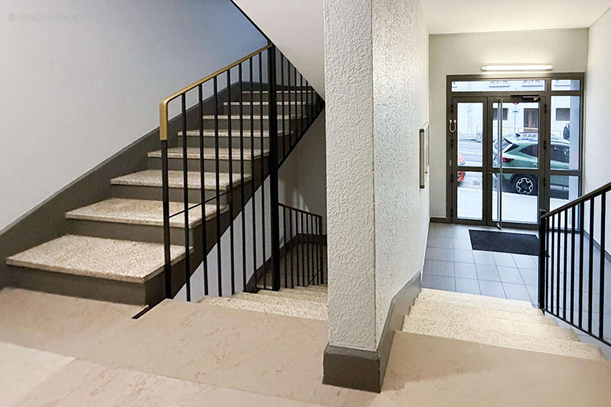 Appartement à CALUIRE-ET-CUIRE