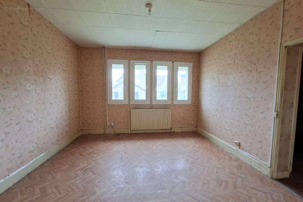 Maison à CIRY-LE-NOBLE