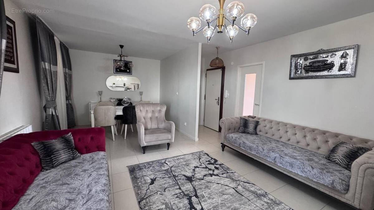 Photo 1 - Appartement à MARSEILLE-14E