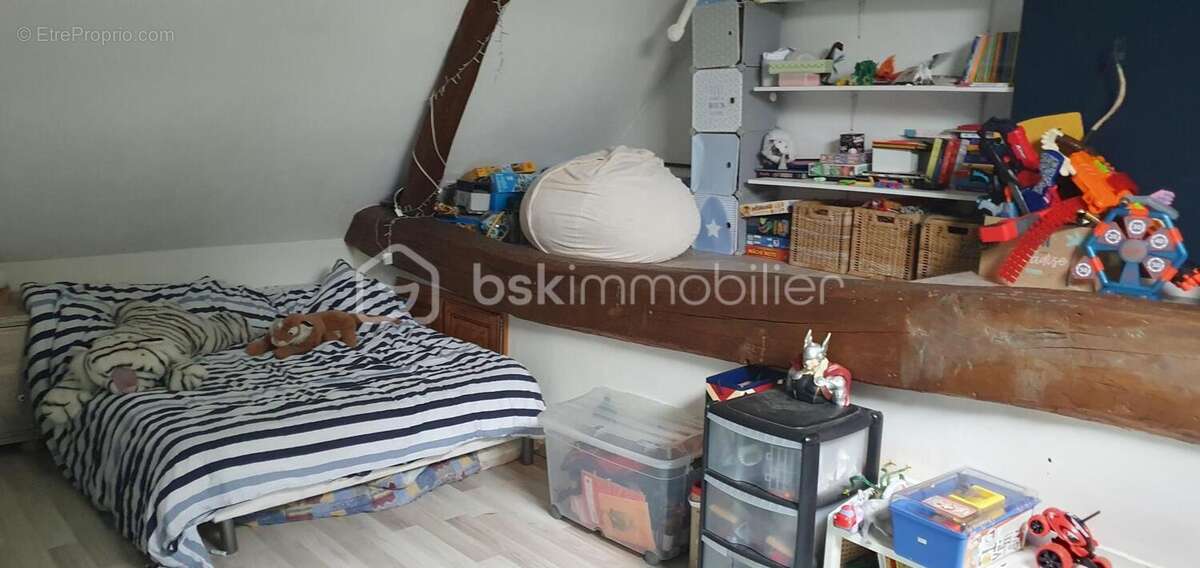 Maison à CLERE-LES-PINS