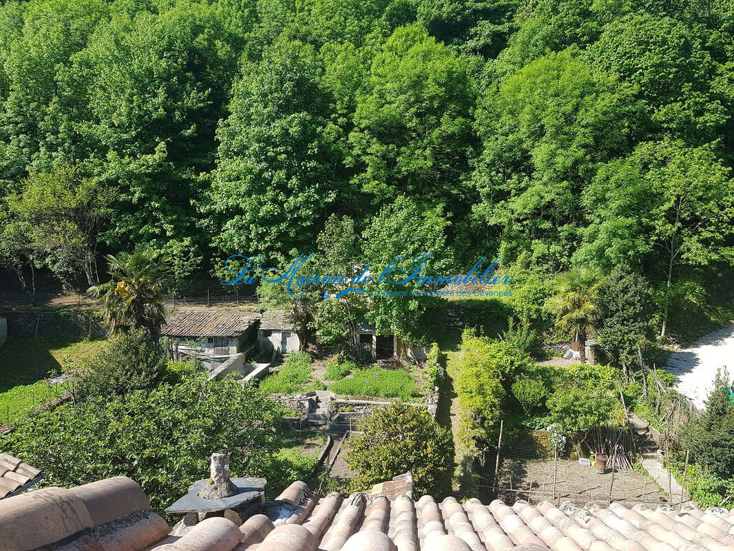 Vallée Borgne, ensemble immobilier de 4 appartements avec cour et terrain non attenant - photo 3