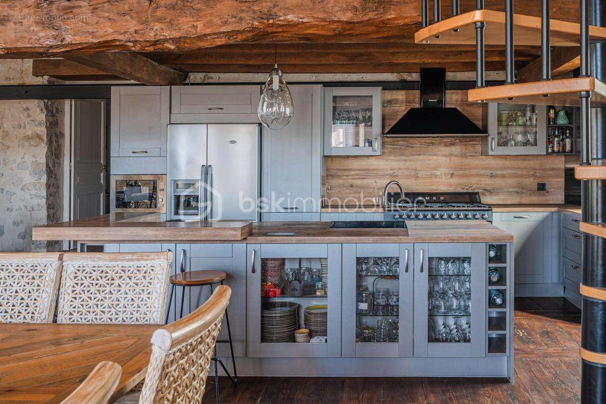 Authentique propriété de caractère 9 pièces de 362 m2 au cœur du Bugey - photo 15