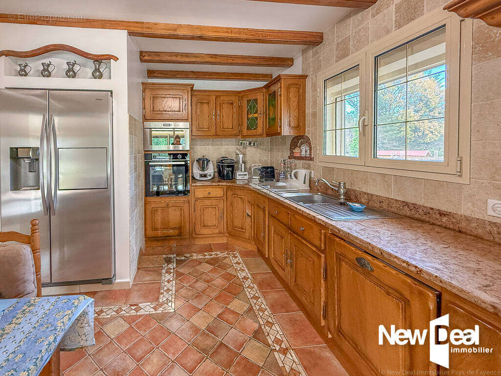 Maison à MONTAUROUX