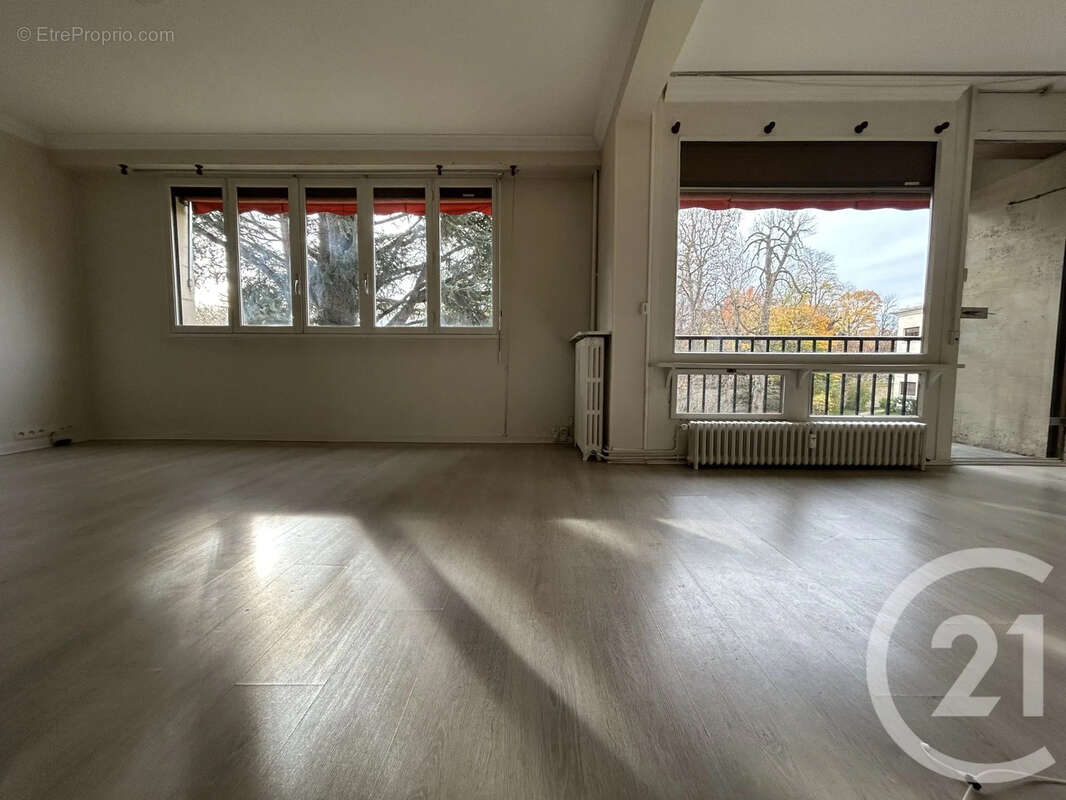 Appartement à FONTAINEBLEAU