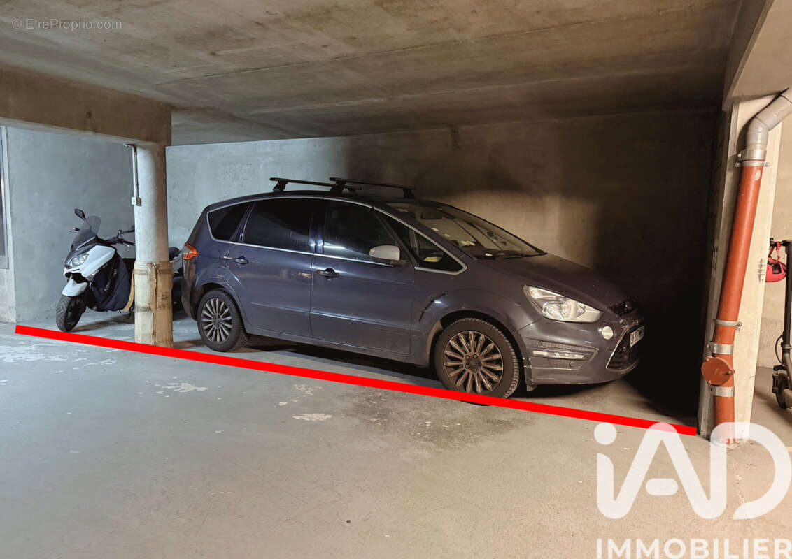 Photo 2 - Parking à PARIS-19E