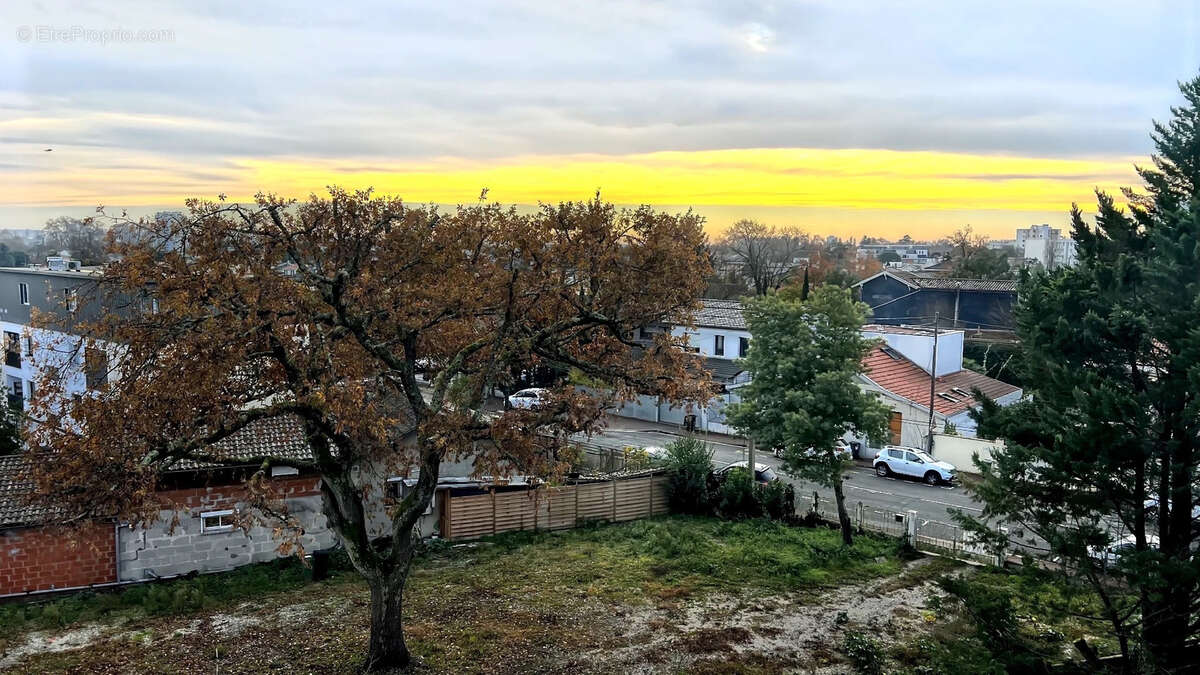 Appartement à LE BOUSCAT