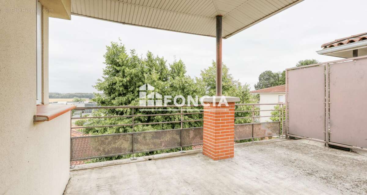 Pompertuzat T3 avec 2 terrasse et 2 places de parkings - photo 3