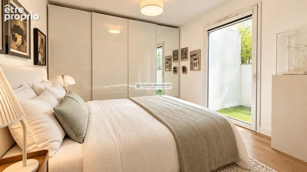 Biarritz  - t3 de 63,45 m² avec belle terrasse de 39 m² et parking - photo 4