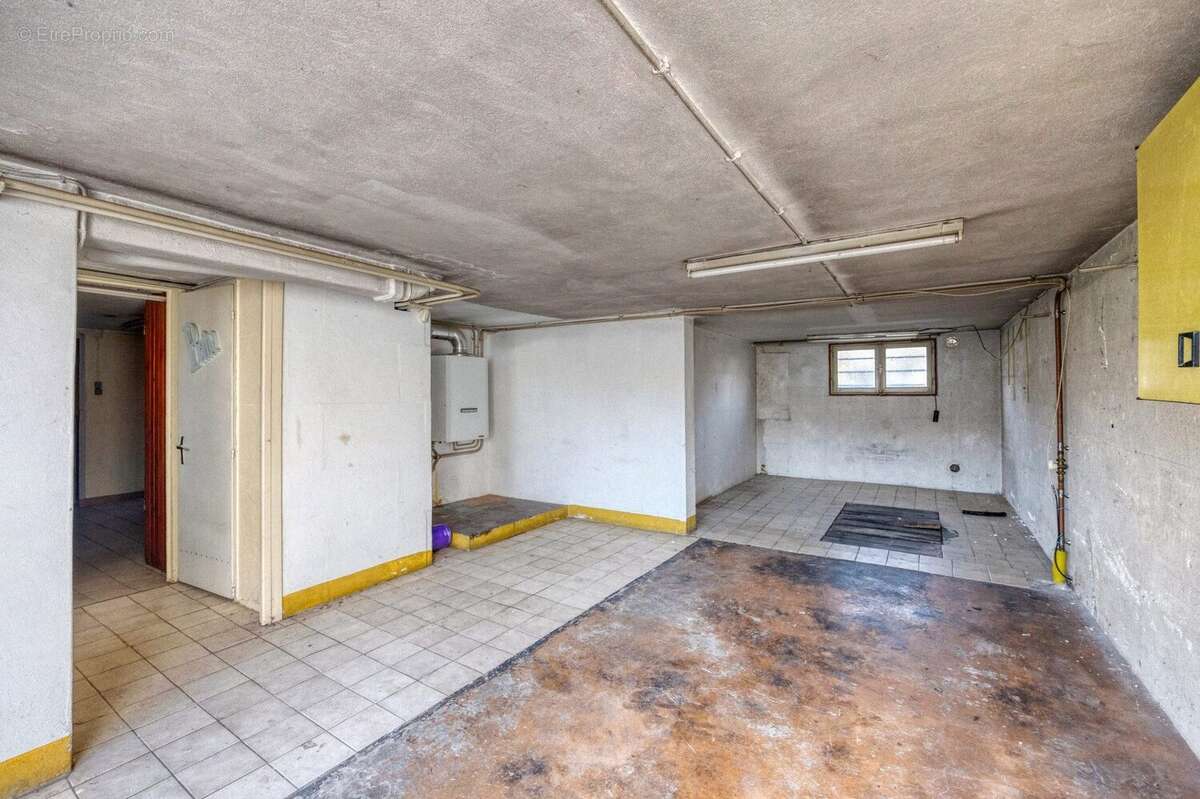 Maison à ECHIROLLES