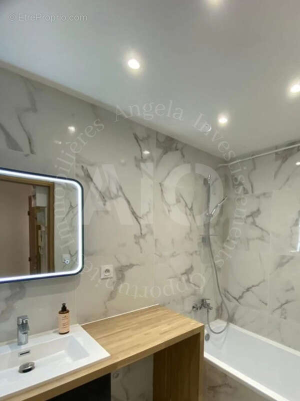 Appartement à SAINTE-FOY-LES-LYON