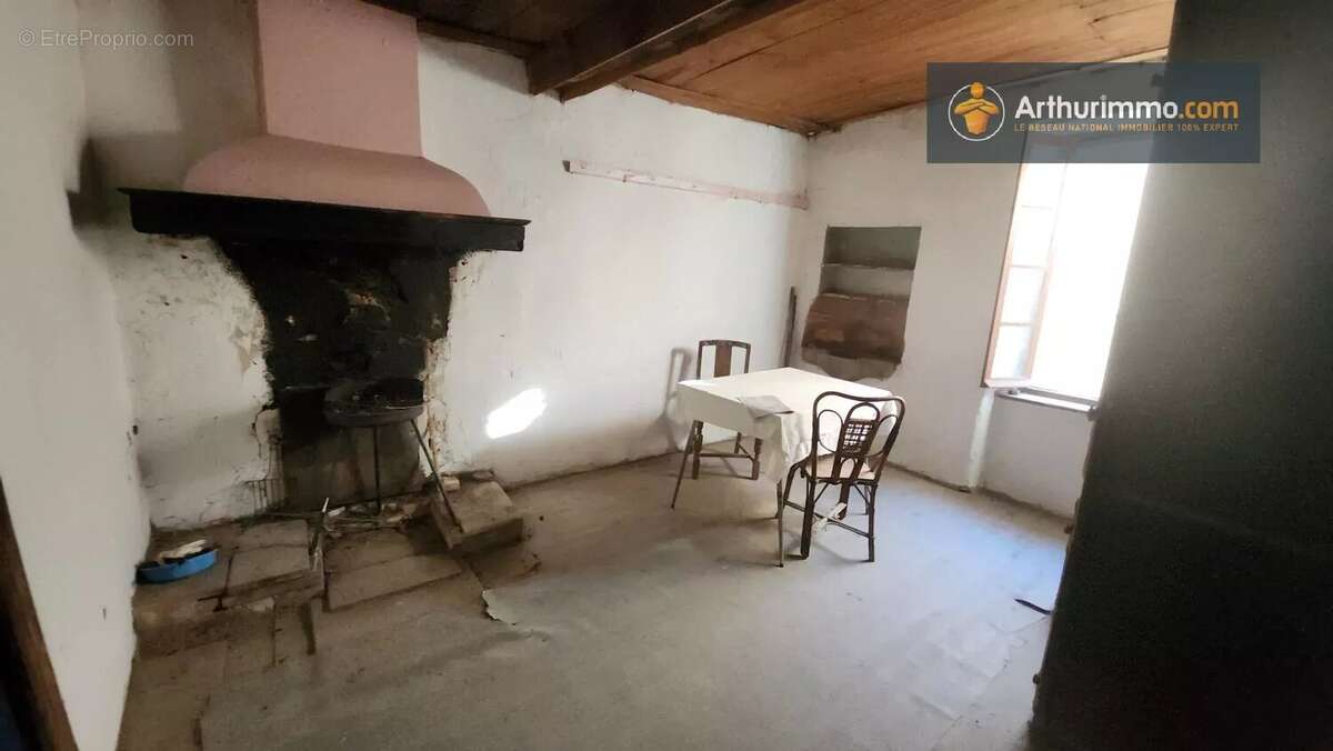 Maison à VILLENEUVE-MINERVOIS