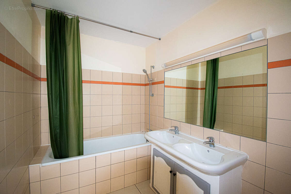 Appartement à SAINT-DENIS