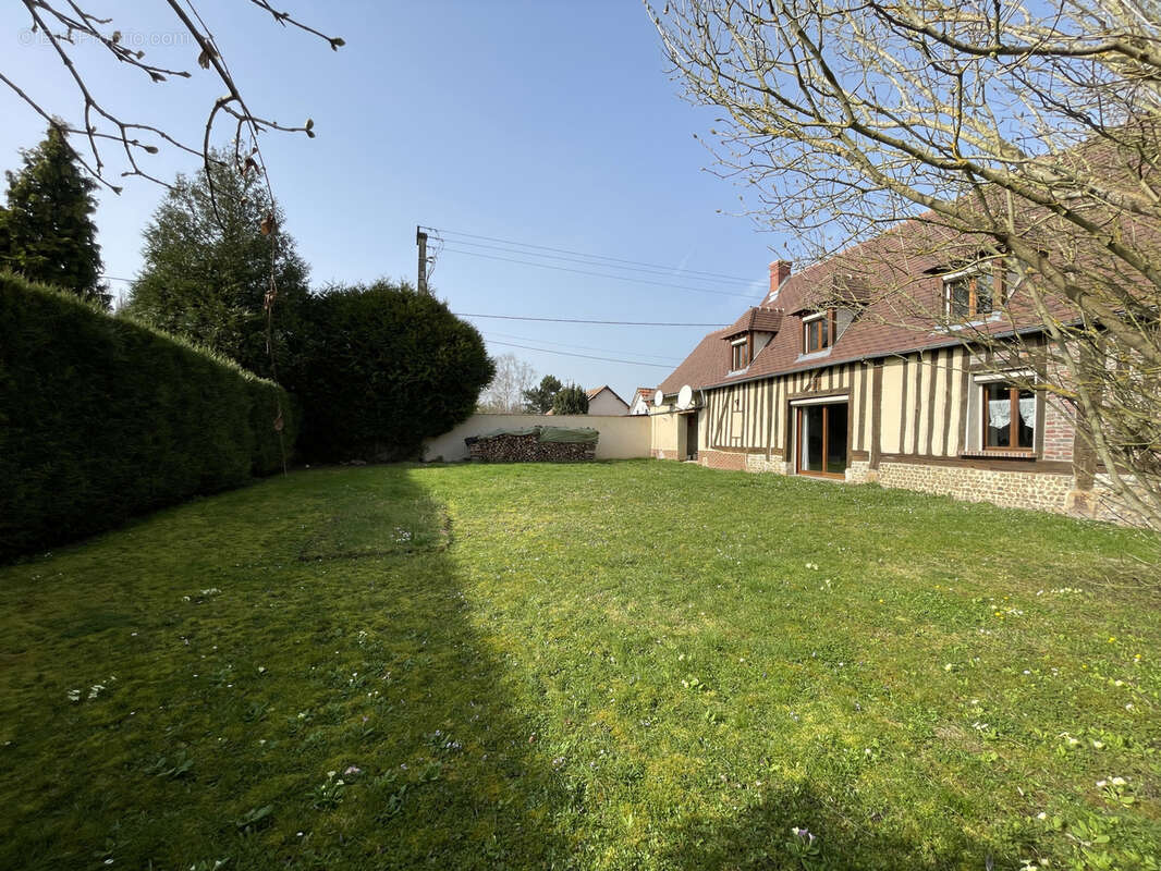 Maison à ARNIERES-SUR-ITON