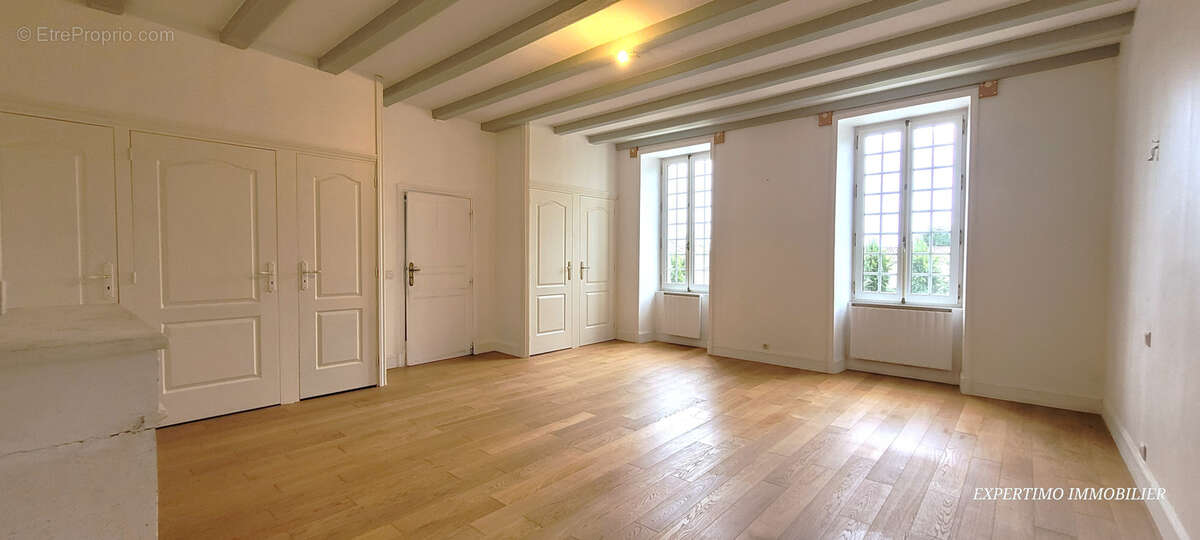 Propriete de 257 m2 en centre ville - photo 8