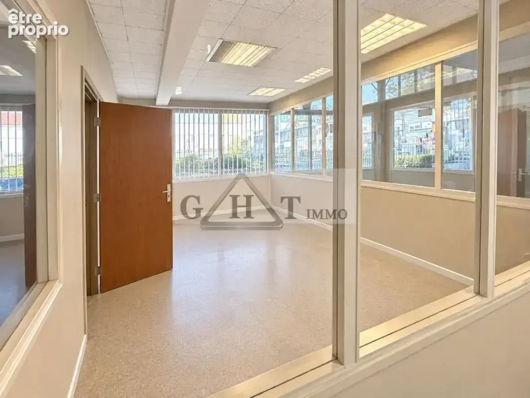 Bâtiment indépendant d’environ 1 764m m² à vendre – franconville - photo 5