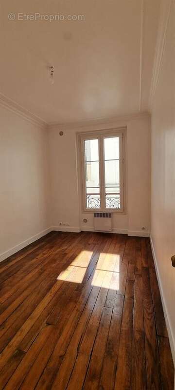 Appartement à LEVALLOIS-PERRET