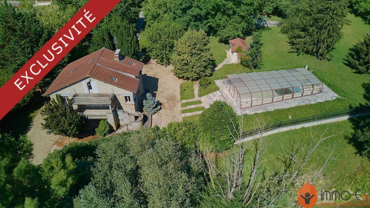 Autre à CONDE-SAINTE-LIBIAIRE