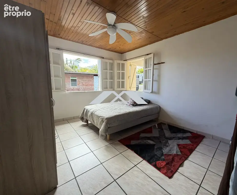 Maison 125 m² à Saint-Joseph  - photo 4