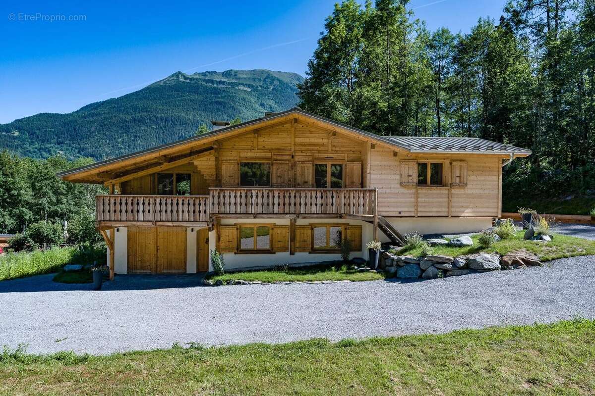 Maison à LES HOUCHES