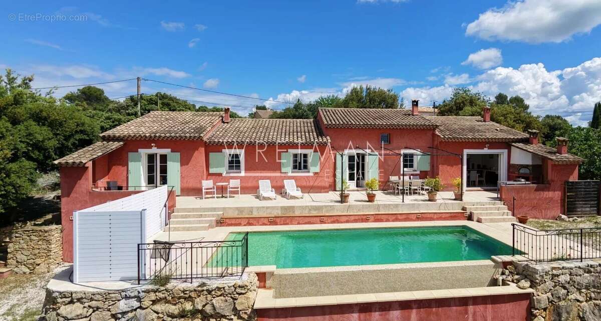 Maison à LORGUES