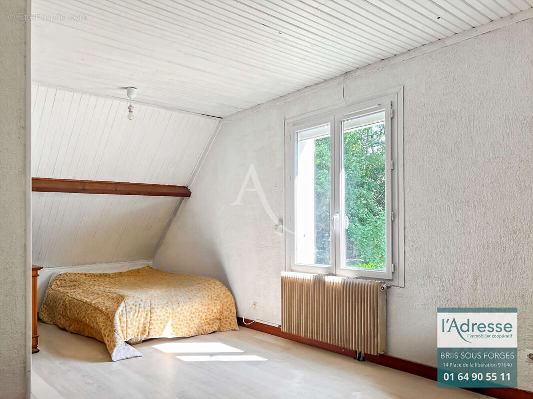 Maison à BRIIS-SOUS-FORGES