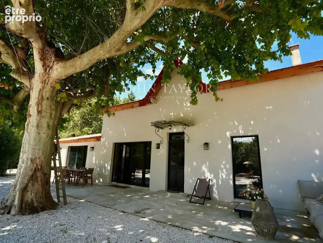 Exclusivité - maison renovée  maillane - photo 4