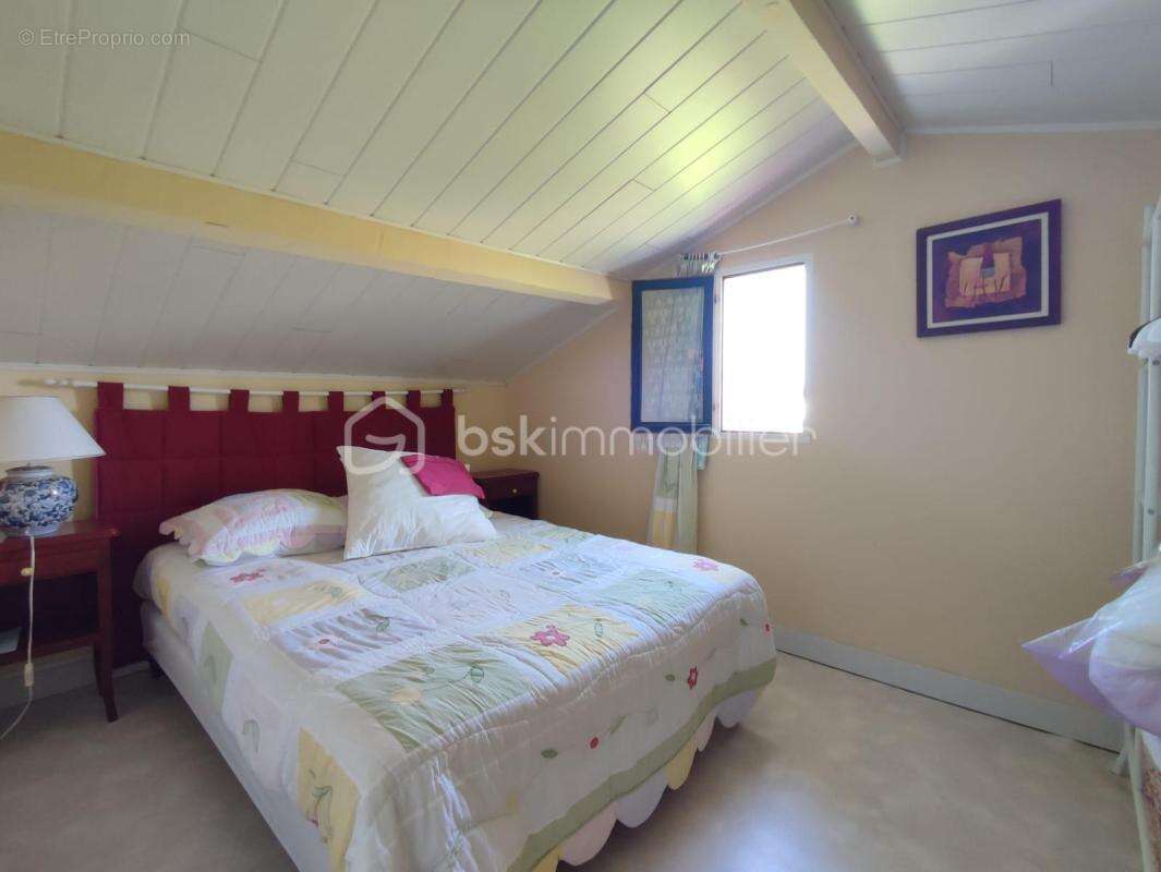 Maison à SAINT-SULPICE