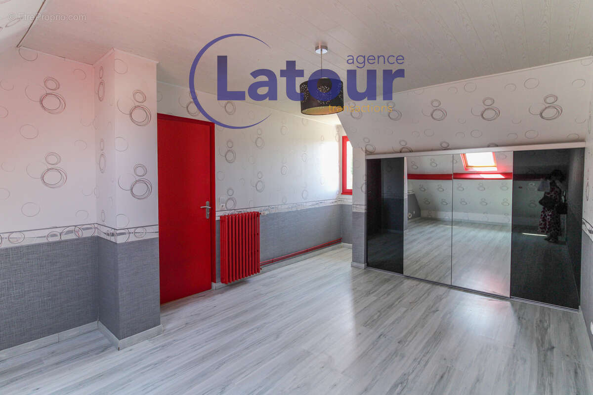 A VERNOUILLET, Maison de 6 pièces, 5 chambres, 133 m2 - photo 8