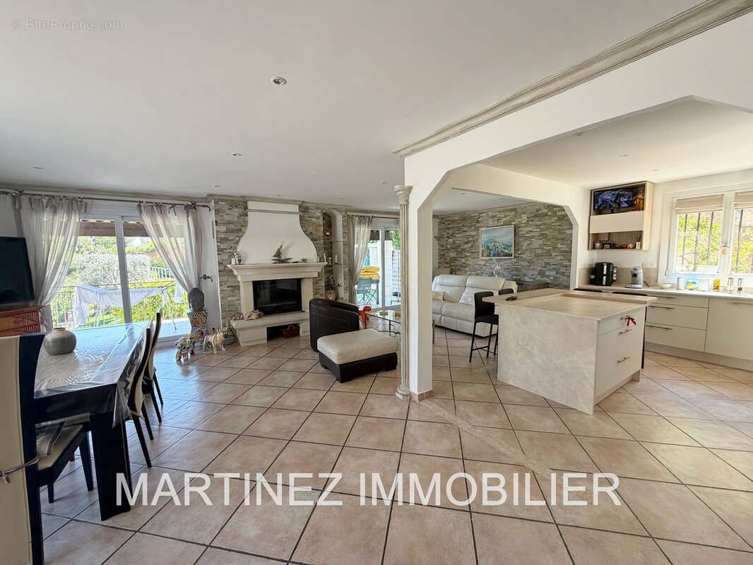 Maison à CAGNES-SUR-MER