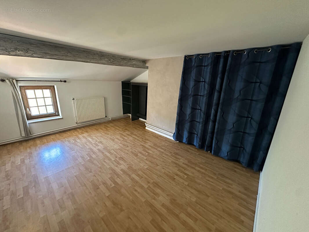 Appartement à GORZE