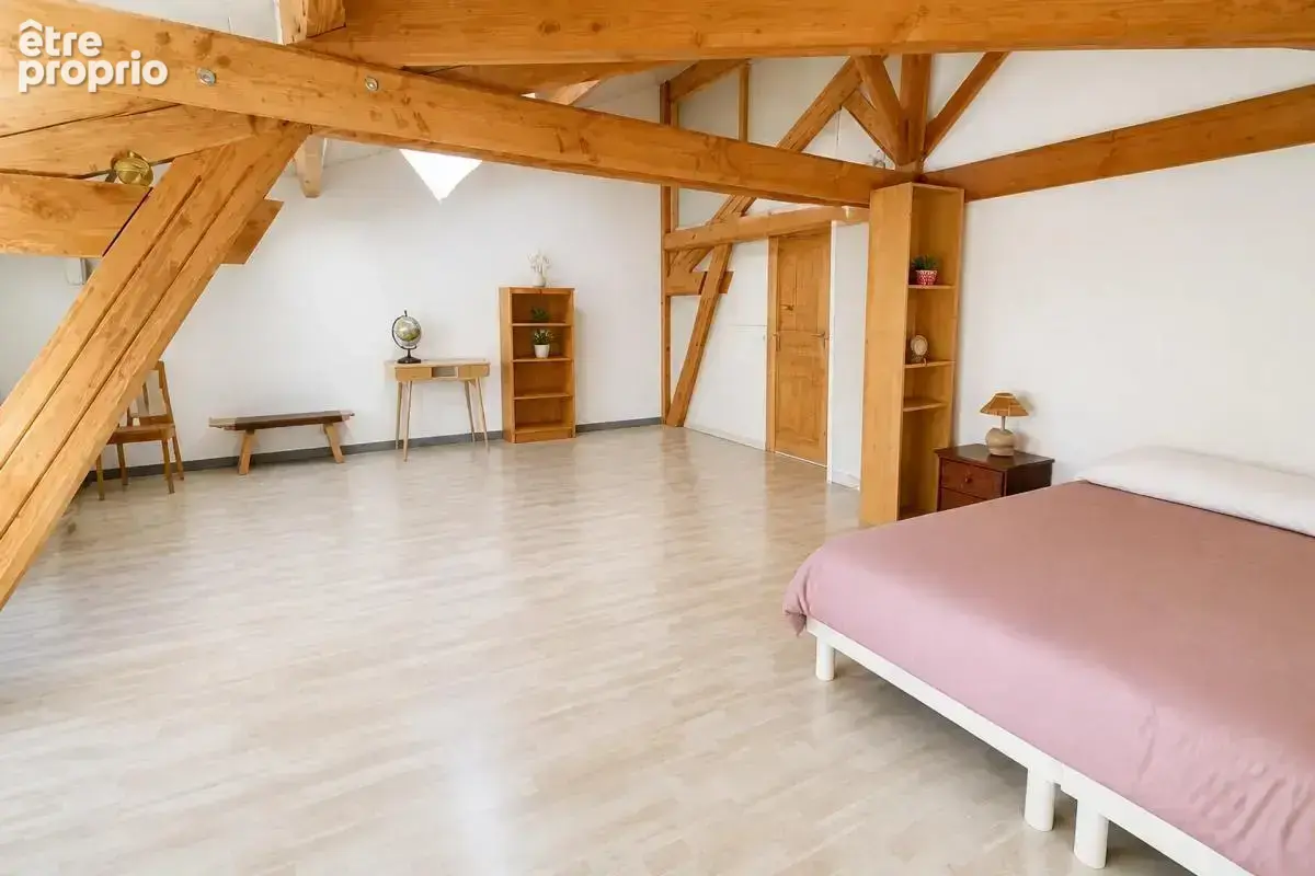 Maison 8 pièces de 218m² sur un terrain de 555m² - photo 5