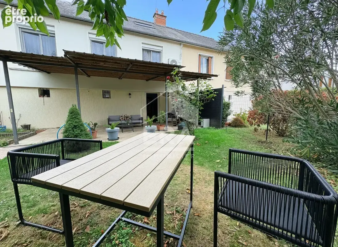 Maison à COULAINES