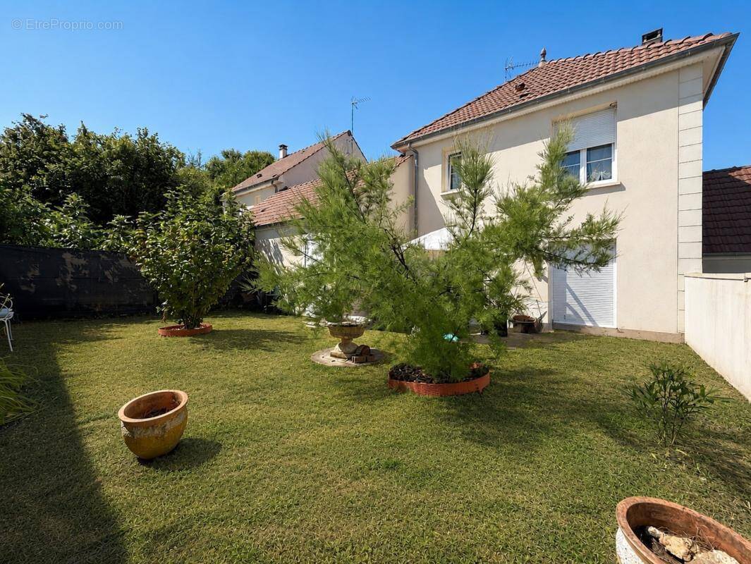 Maison à SILLY-LE-LONG