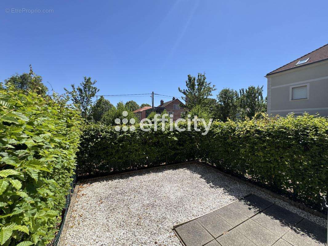 Appartement à VILLENOY