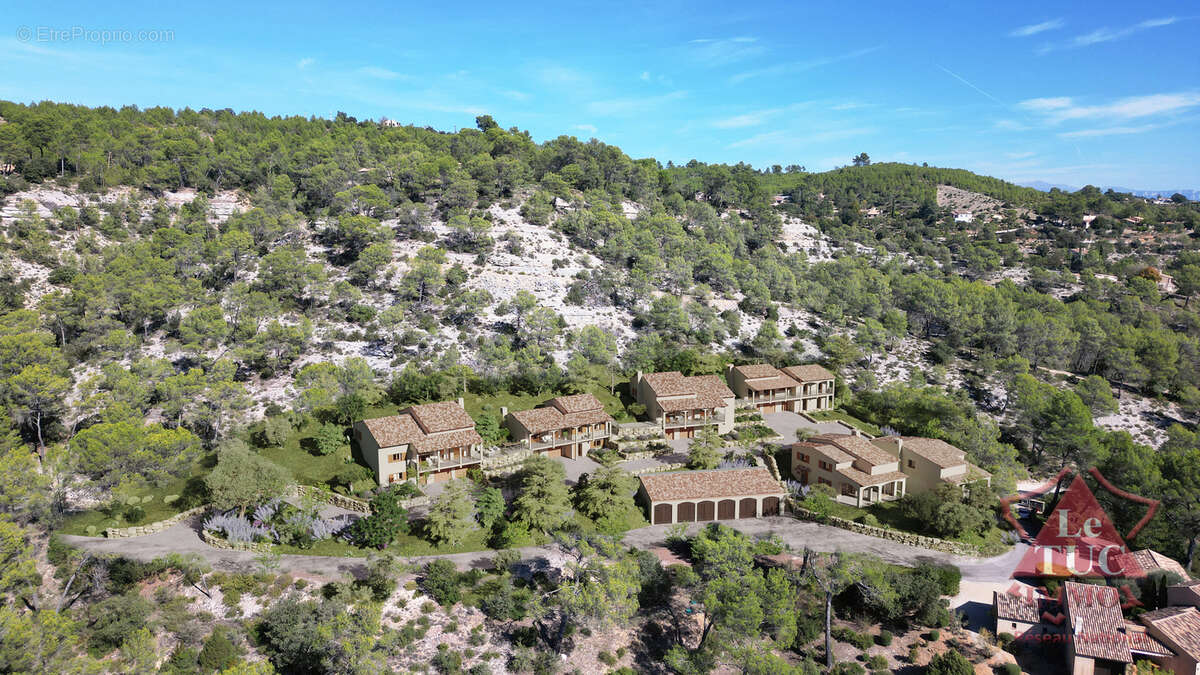 Maison à ESPARRON-DE-VERDON