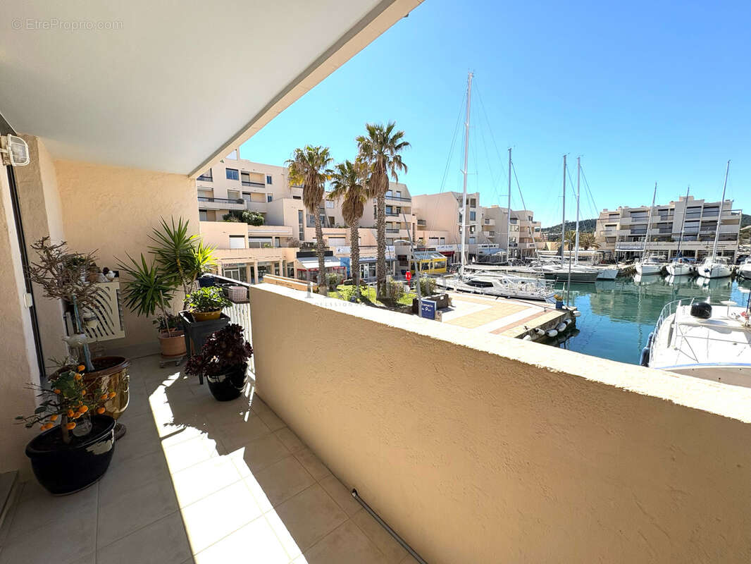 Appartement à BORMES-LES-MIMOSAS
