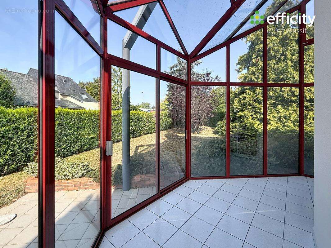 Maison 142 m² à Saint-Gregoire  - photo 6