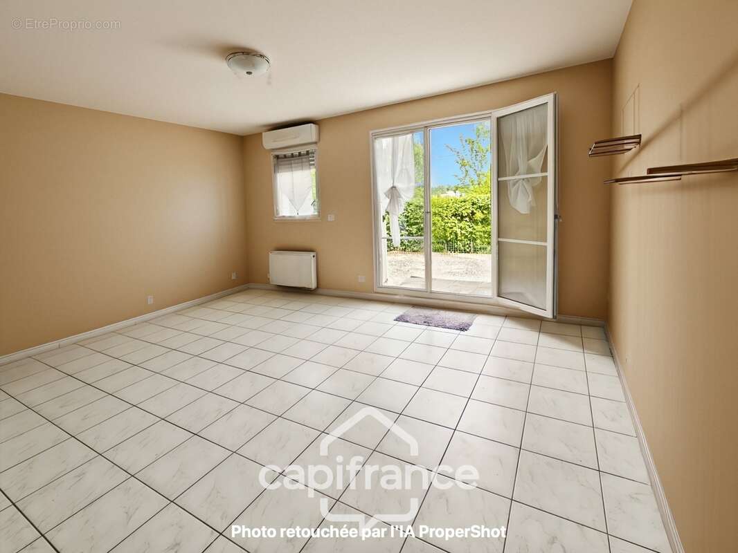 En plein cœur de Villenoy – Studio en rez-de-jardin avec stationnement - photo 3