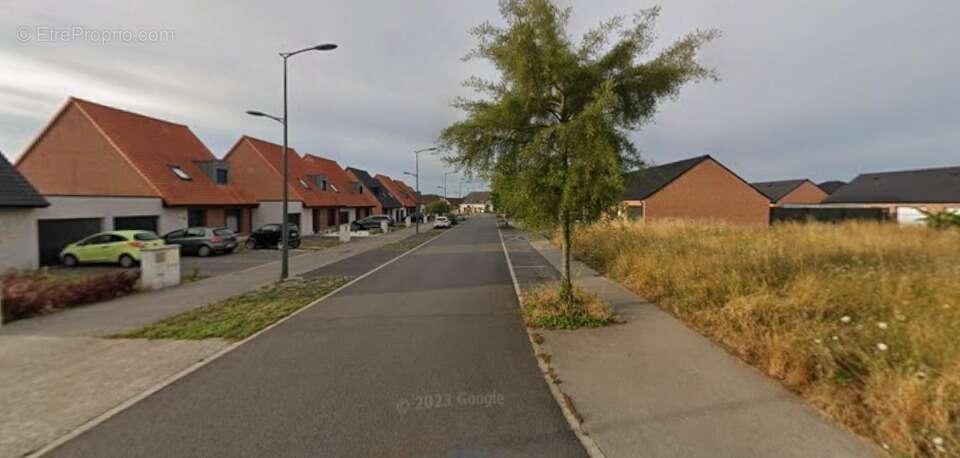 Terrain à LAMBRES-LEZ-DOUAI