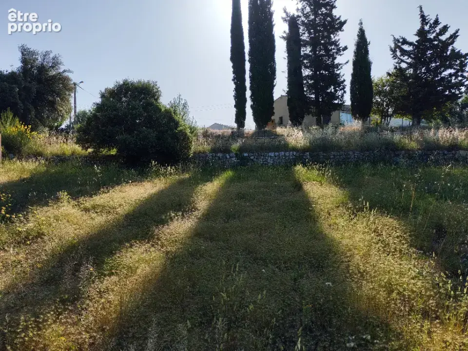 Terrain 677 m² à Lorgues  - photo 7