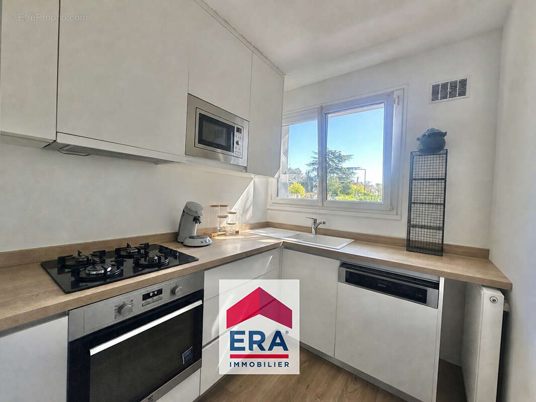 Appartement à SARTROUVILLE