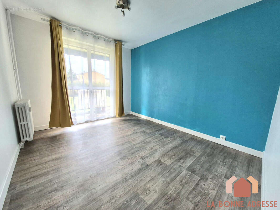 chambre 1 - Appartement à WATTRELOS